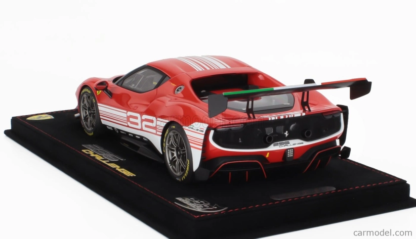 Bbr-models Ferrari 296 Gt3 3.0l Twin Turbo V6 Challenge N 32 Launch Version 2023 - Con Vetrina - With Showcase 1:18 Červená Bílá