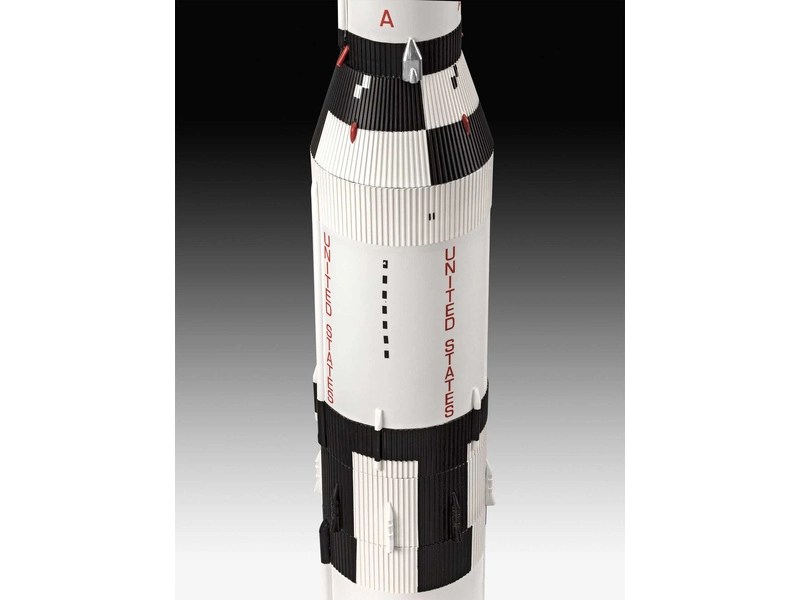 Revell Apollo 11 – Saturn V (1:96)