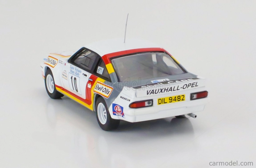 Ixo-models Opel Manta 400 Team Gm Dealer Sport N 10 3rd Rally Manx 1985 Bertie Fisher - Austin Frazer 1:43 Biela červená žltá