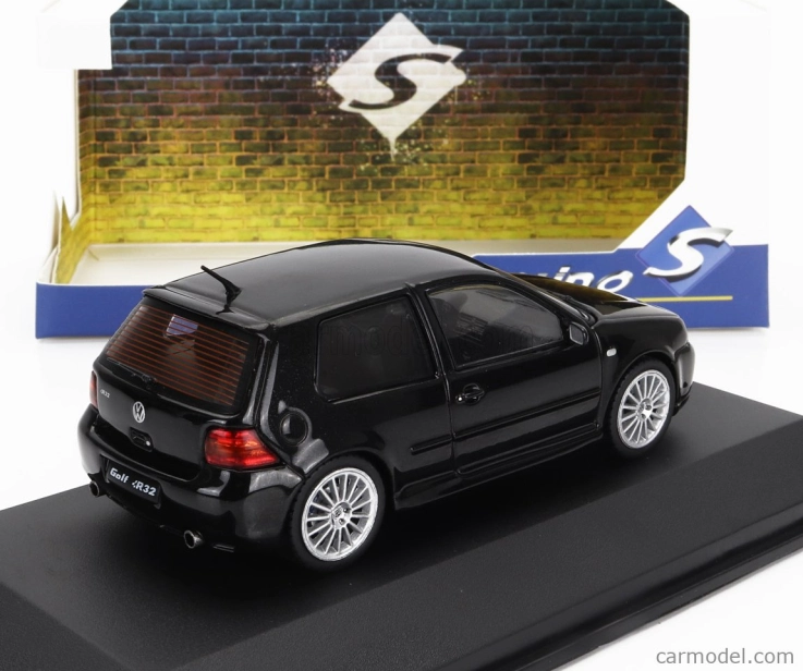 Solido Volkswagen Golf Iv R32 2003 1:43 čierny