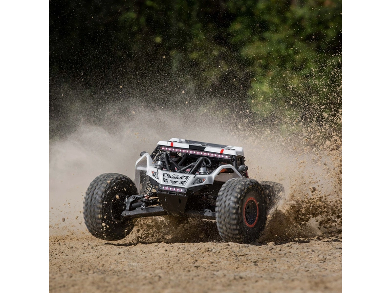 RC auto Losi Super Rock Rey V2 1:6 4WD RTR, biele