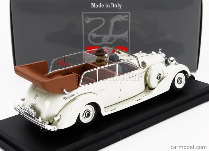 Rio-models Mercedes benz 770k Cabriolet 1938 With Eva Braun And Ss Military Guard Figures 1938 1:43 Bílá