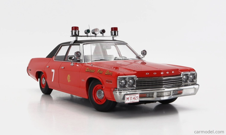 Kk-scale Dodge Monaco N 7 Chicago Fire Engine Department 1974 1:18 Červená Černá