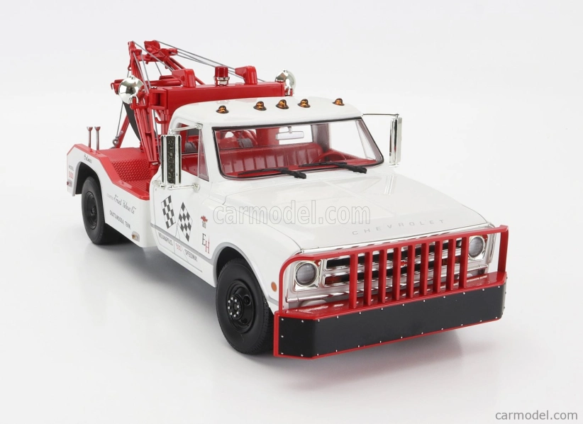 Greenlight Chevrolet C-30 Odtahový vůz 1967 1:18, bílá