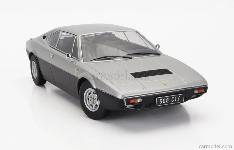 Kk-scale Ferrari Dino 308 Gt4 1974 1:18 strieborná čierna