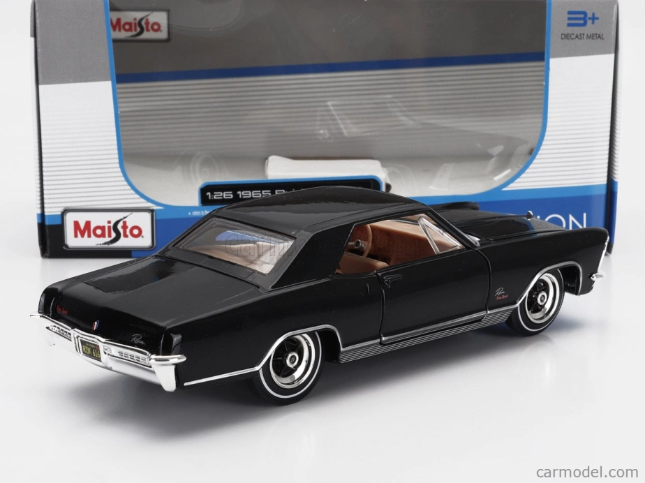 Maisto Buick Riviera 1965 1:26 Black