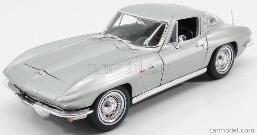 Maisto Chevrolet Corvette Coupe 2-dverový 1965 1:18 Strieborný