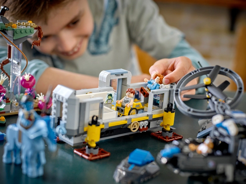 LEGO Avatar - Lietajúce hory: Stanica 26 a RDA Samson