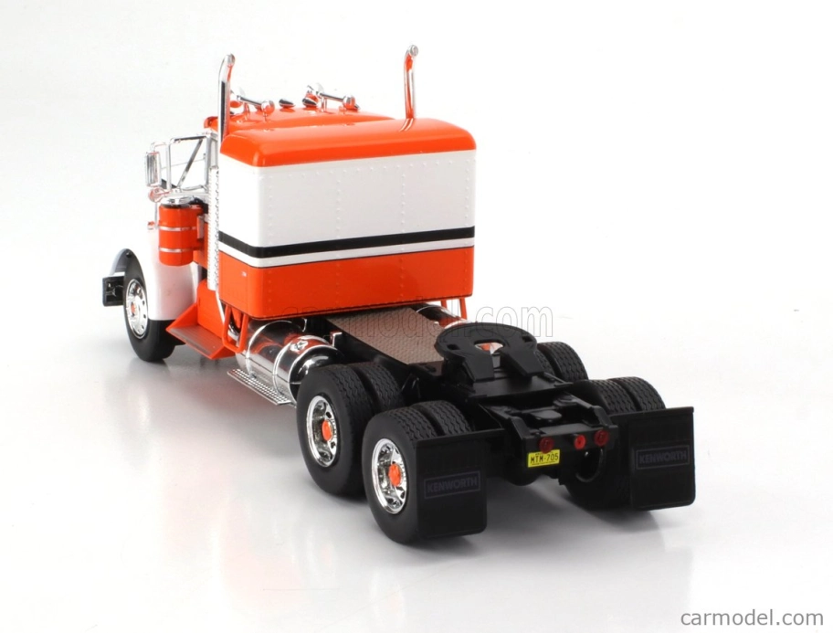 Ixo-models Kenworth W925 Tractor Truck 3-assi 1970 1:43 oranžová biela