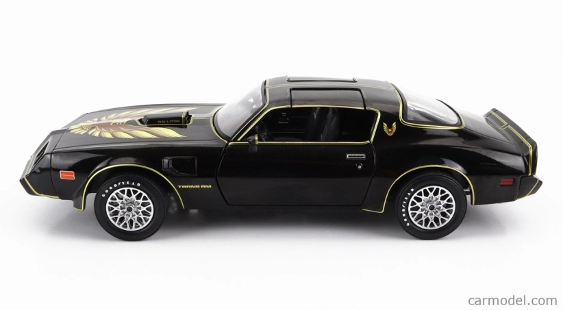 Greenlight Pontiac Firebird Trans Am 1979 - Rocky Ii Movie 1:24 Čierne zlato