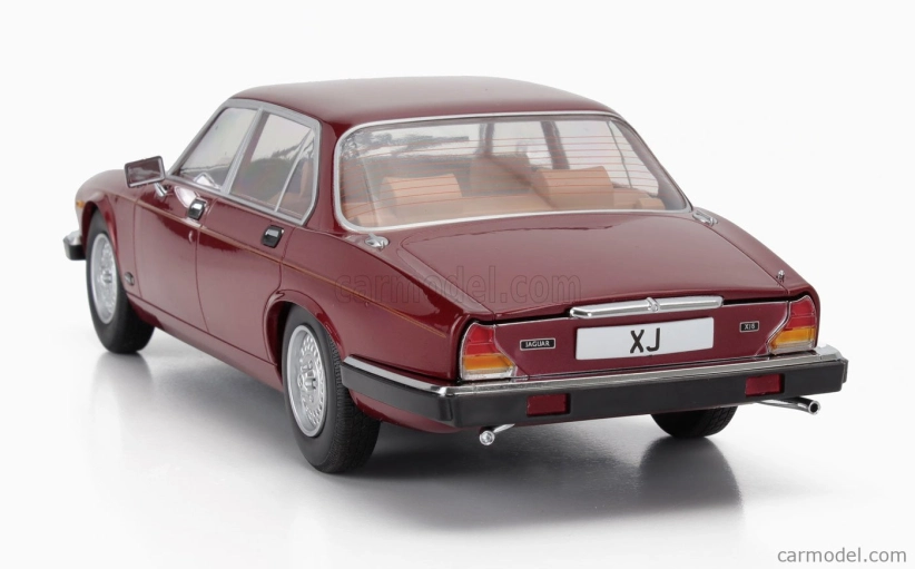 Mcg Jaguar Xj Siii 1979 1:18 Tmavo červená