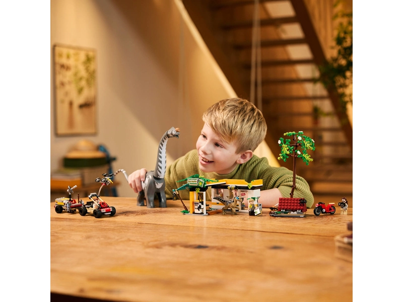 LEGO Jurský svet - Misia na sledovanie dravca a titanosaura