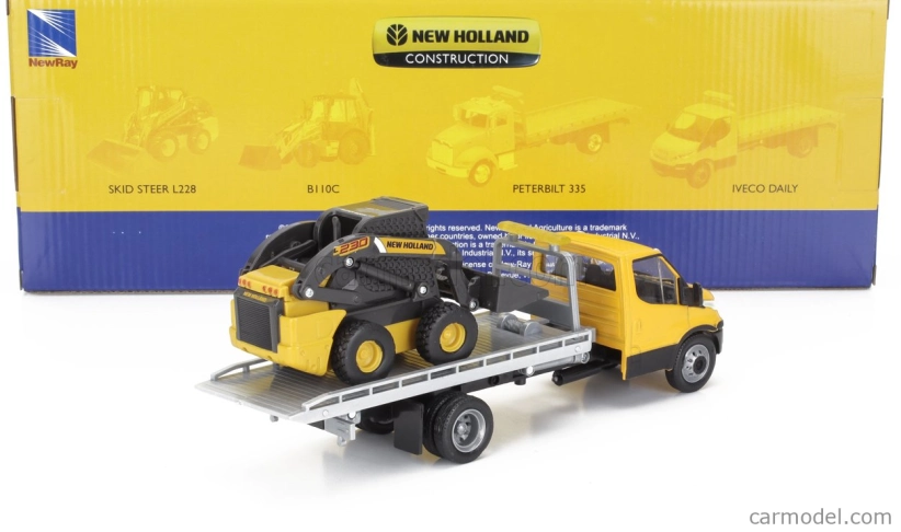 Newray Iveco fiat Daily Roll-off Pianale 2023 With Accessories + New Holland L228 Ruspa Gommata - Skid Steer Scraper Tractor 1:36 Žlutá Černá