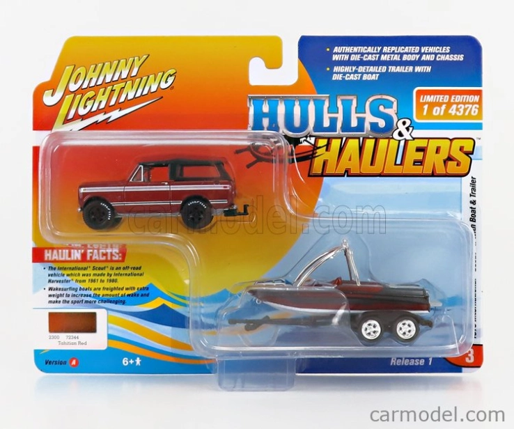 Johnny lightning International Scout With Trailer And Boat 1979 1:64 Červená Černá