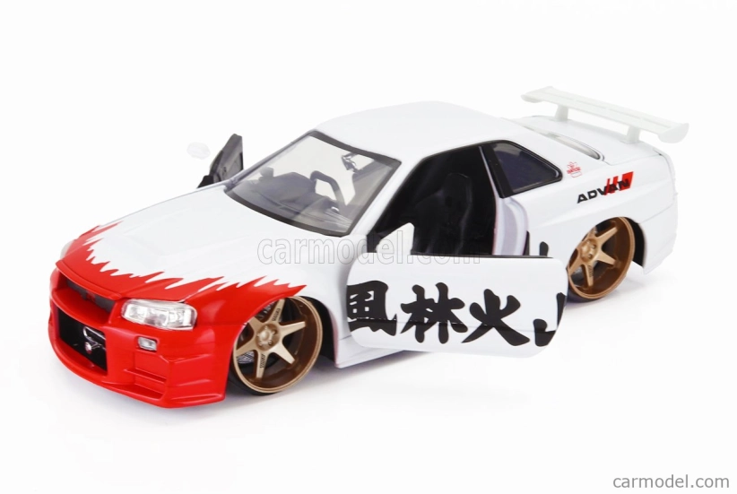 Jada Nissan Skyline Gt-r (r34) Advan 2002 With Street Fighter Ryu Figure 1:24 Bílá Červená