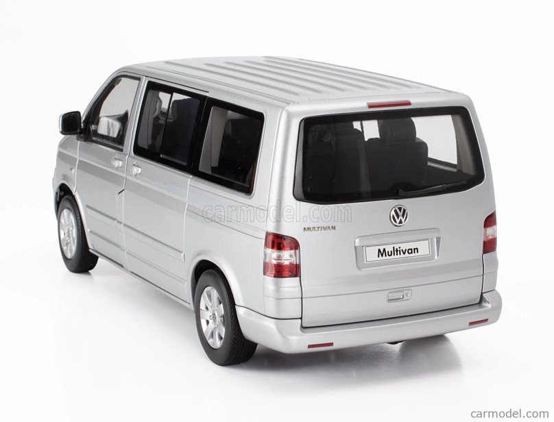 Norev Volkswagen T5 Multivan Minibus 2003 1:18 Strieborný