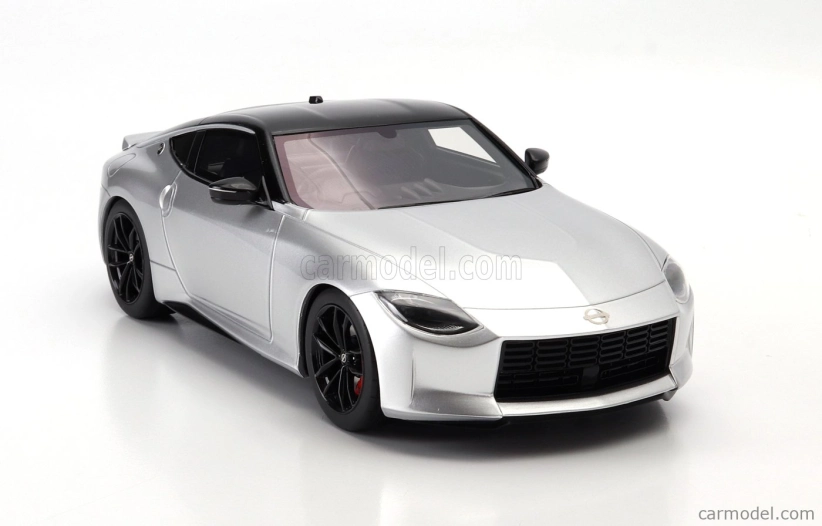 Truescale Nissan Fairlady Z St Rhd 2023 1:18 Silver