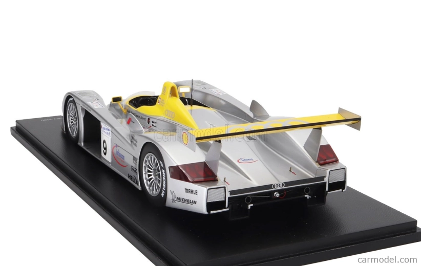 Spark-model Audi R8 3.6l Turbo V8 Team Audi Sport Joest N 9 2nd 24h Le Mans 2000 Laurent Aiello - Allan Mcnish - Stephane Ortelli 1:18 Stříbrná Žlutá