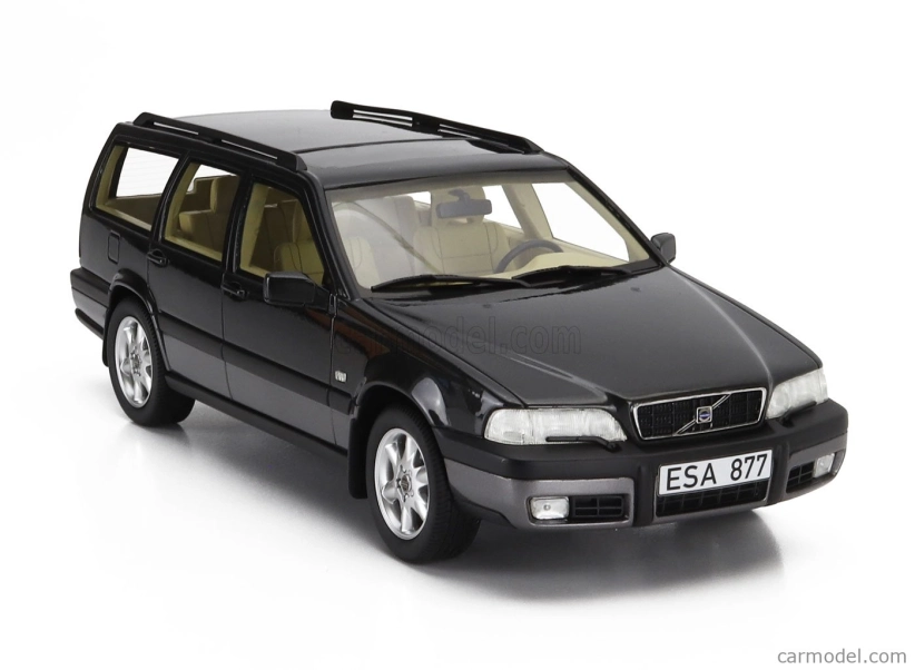 Modely v mierke Cult-scale Volvo V70 Xc Cross Country Sw Station Wagon 1996 1:18 Black