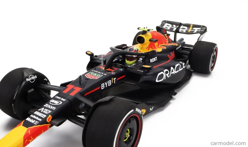 Minichamps Red bull F1 Rb19 Team Oracle Red Bull Racing N 11 1:18, tmavě modrá