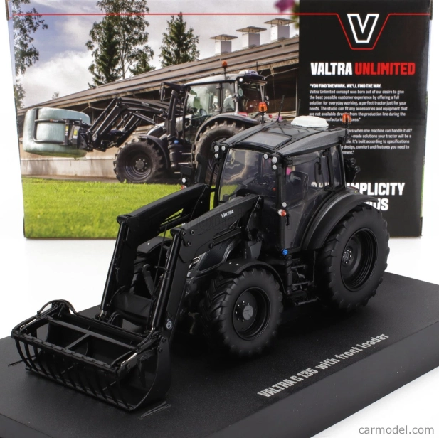 Universal hobbies Valtra G135 Traktor 2017 1:32 čierny