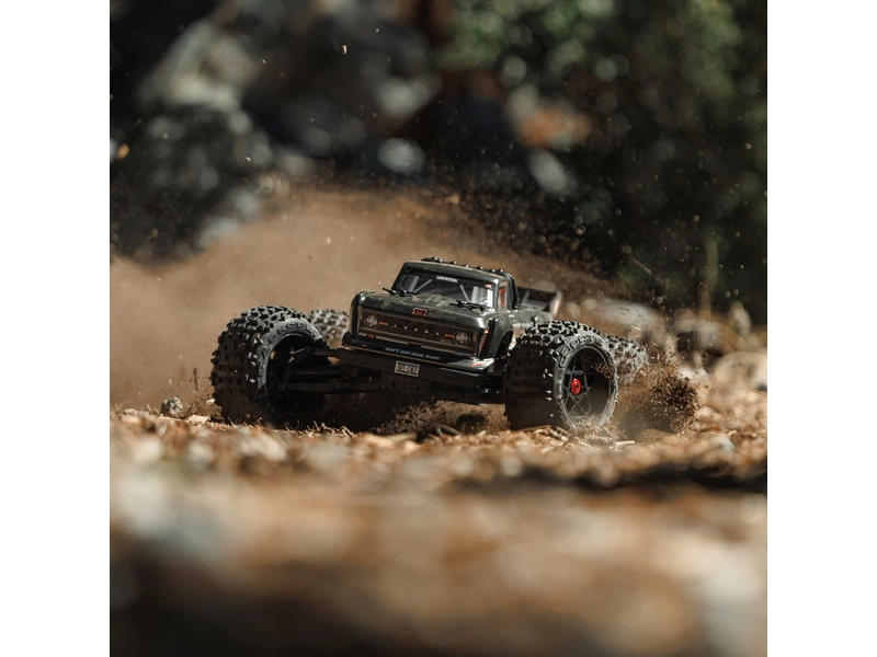 RC auto Arrma Outcast 4S V2 BLX 1:10 4WD RTR, oceľ