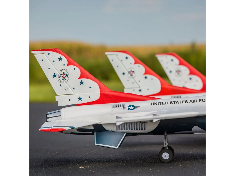RC letadlo E-flite F-16 Thunderbirds 0.8m SAFE Select BNF Basic