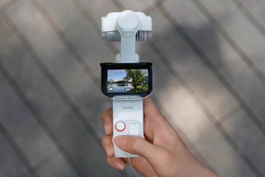 Insta360 Luna Ultra Flip Screen Hood