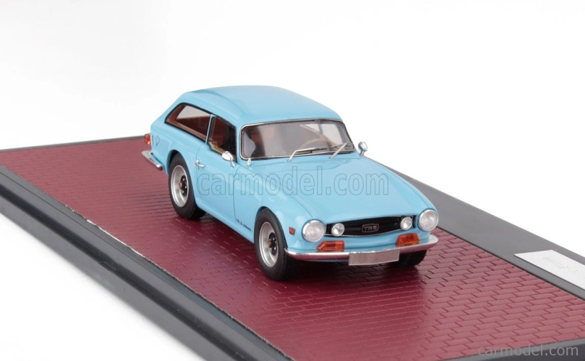 Matrix scale models Triumph Tr6 Shooting Brake Sw Station Wagon 1974 1:43 Světle Modrá