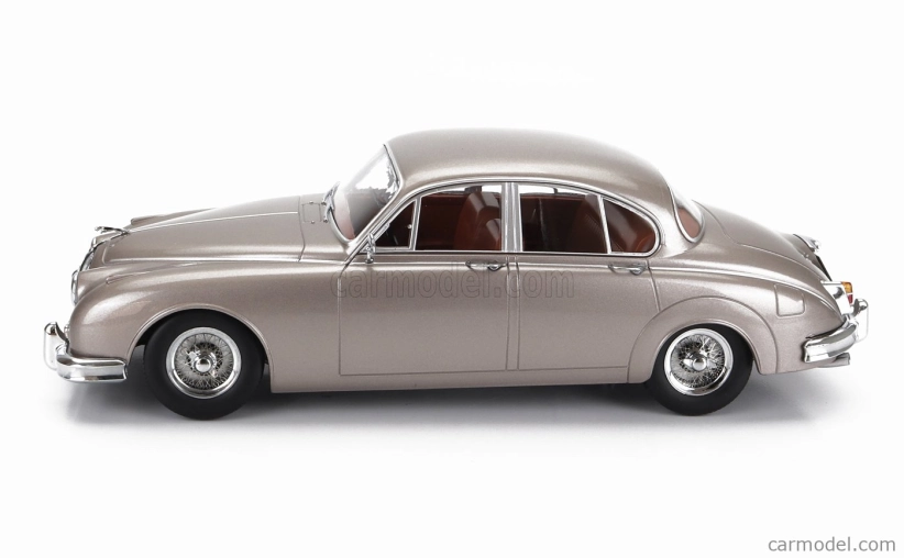 Jaguar Mkii 3.8 Rhd 1959 v mierke 1:18 Pearl Silver