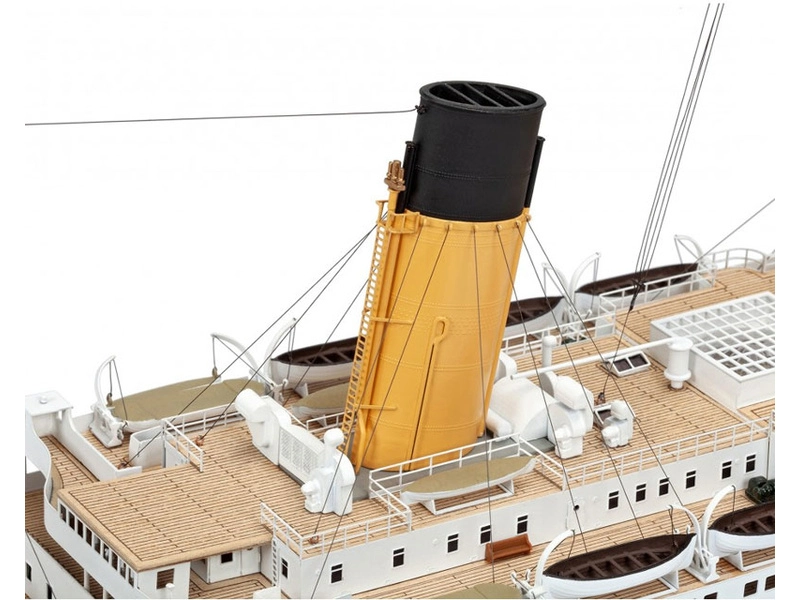 AMATI R.M.S. Titanic 1:250 (verzia 2025)