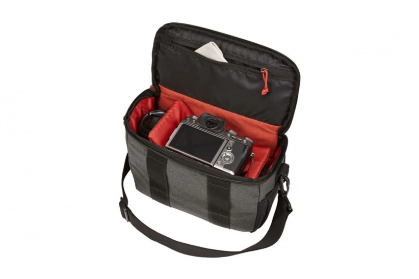Case Logic Era brašna pro DSLR CECS103