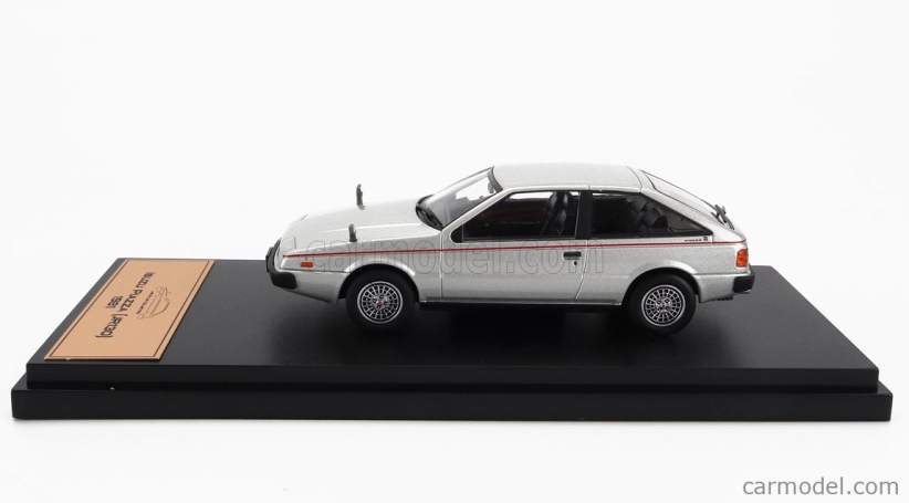 Edicola Isuzu Piazza (jr130) 1981 1:43 Strieborná