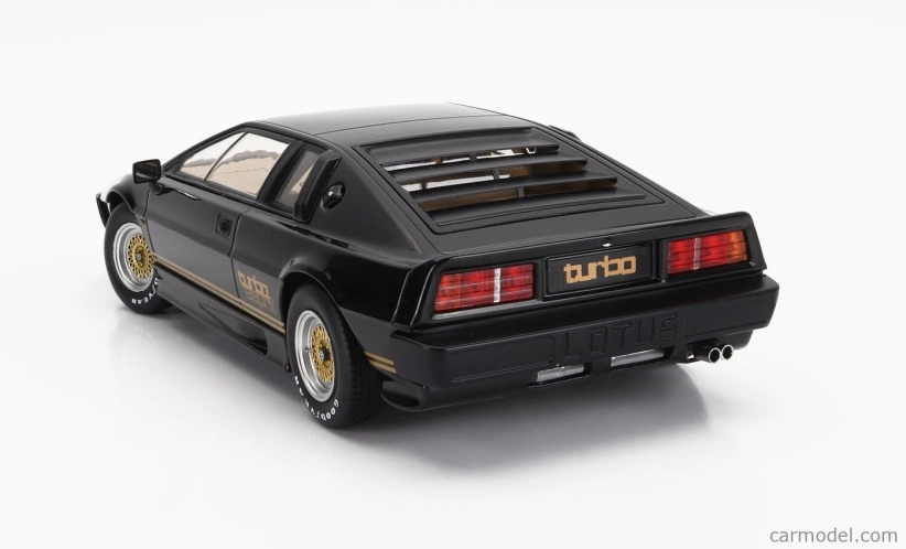 Lotus Esprit Turbo 1981 v mierke 1:18 čierny