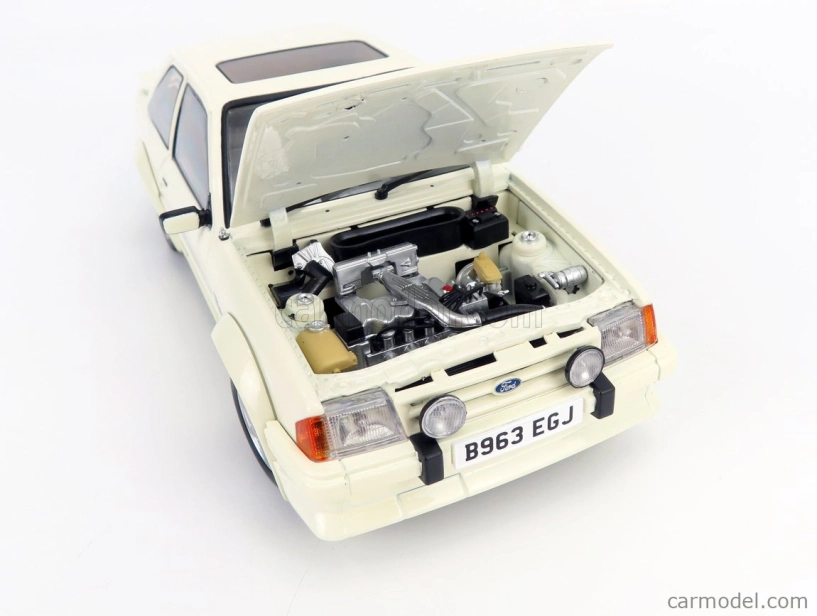 Sun-star Ford england Escort Rs Turbo 1984 1:18 Bílá