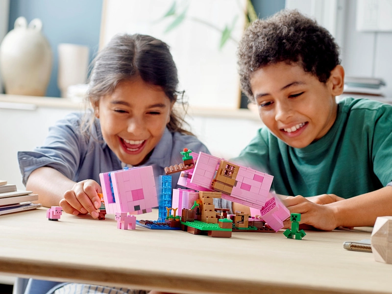 LEGO Minecraft – Prasací domček