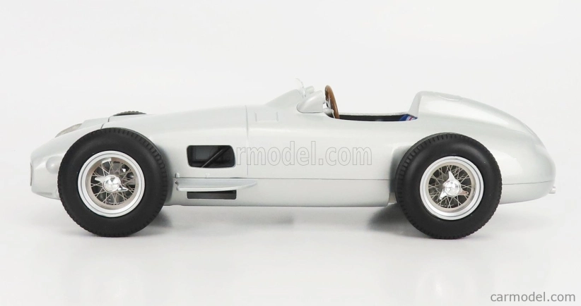 Werk83 Mercedes benz F1  W196 N 0 Plain Body 1954 1:18 Silver