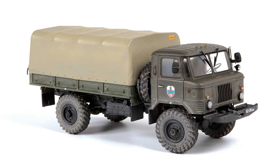Zvezda GAZ 66 Truck 2-assi Military 1:35 /