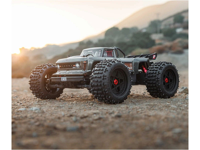 RC auto Arrma Outcast 4S V2 BLX 1:10 4WD RTR, oceľ