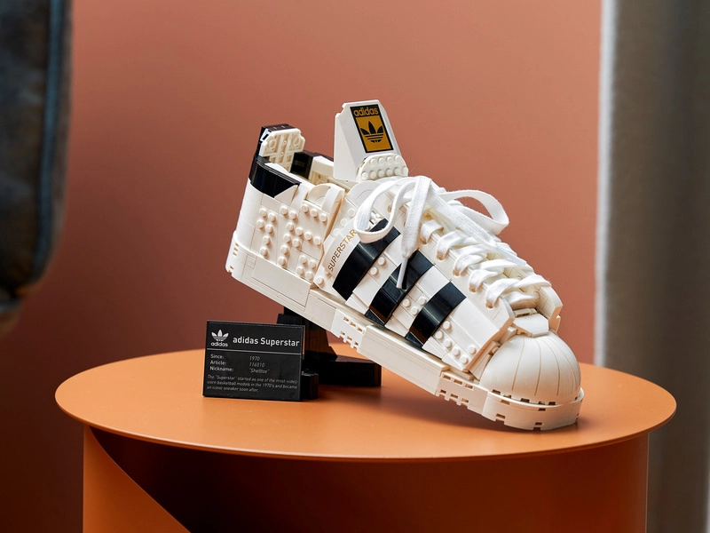 Ikony LEGO - adidas Originals Superstar