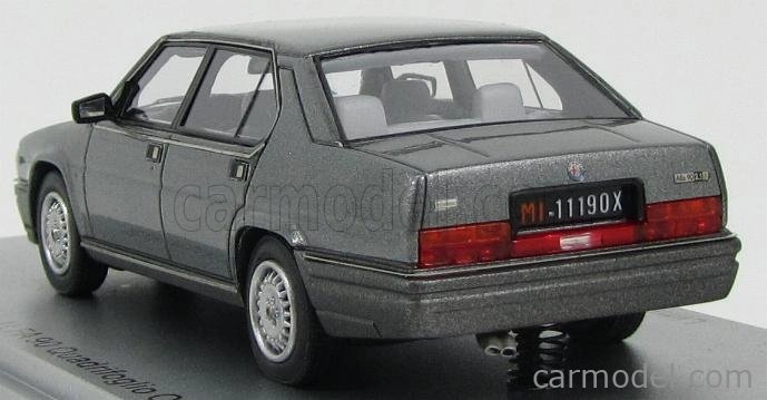 Kess-model Alfa romeo Alfa90 Quadrifoglio Oro 1983 1:43 Grigio Medio Met Grey