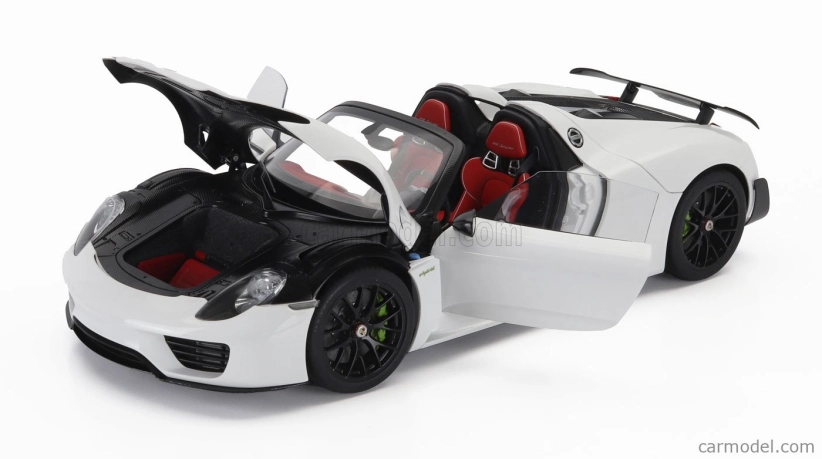 Autoart Porsche 918 Spyder Weissach Package 2013 1:18 Biela