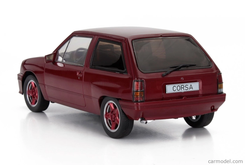 Mcg Opel Corsa A Custom 1983 1:18 Tmavě Červená