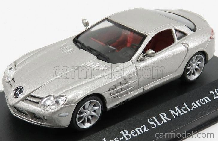 Edicola Mercedes benz Slr Mclaren 2003 - Con Vetrina - With Showcase 1:43 Silver