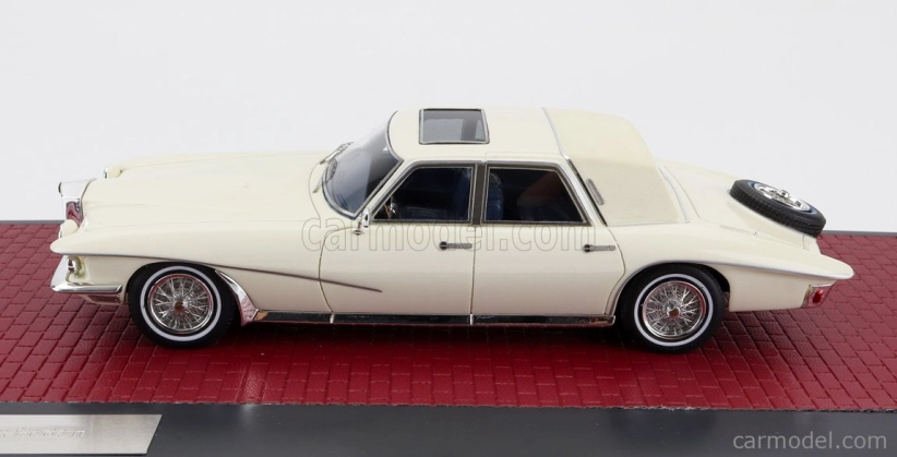Modely v mierke Matrix Stutz Duplex Sedan 1971 1:43 White