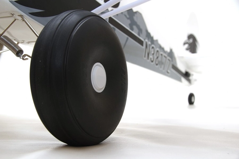 RC letadlo PA-18 Super Cub 1700 mm s plováky ARF