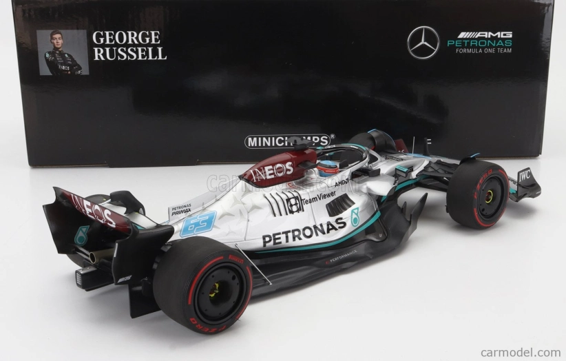 Minichamps Mercedes gp F1 W13e Mercedes-amg Petronas F1 N 63 1:18, stříbrná