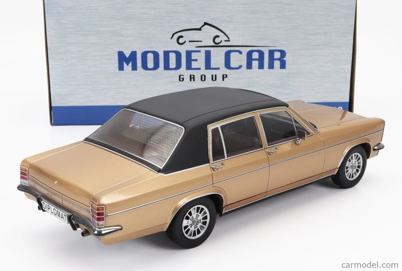 Mcg Opel Diplomat B 1972 1:18 Zlatá Černá