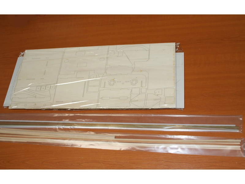 RC stavebnica ROMARIN Düsseldorf kit