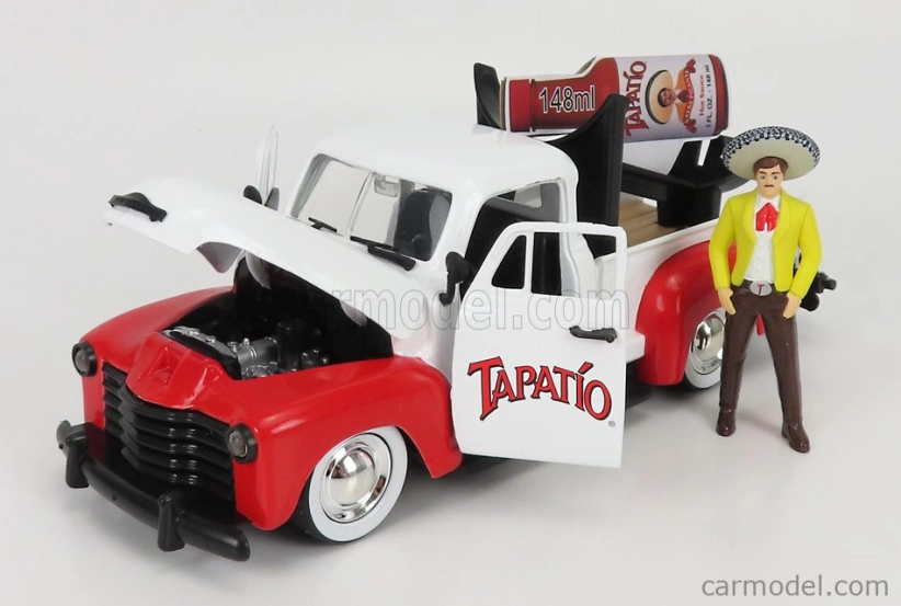 Jada Chevrolet Chevy Pick-up Tapatio 1953 s figúrkou Charro 1:24 bielo-červená